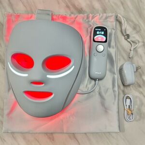 Shark Beauty CryoGlow Under-Eye Cooling Anti-Aging Skin Clearing LED Face Mask